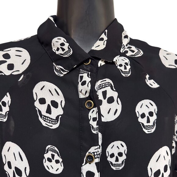 Fun and Flirt Womens S Black Skull Print Sheer Hi-Low Long Sleeve Blouse - Picture 5 of 13